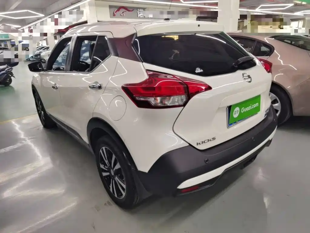 Nissan Kicks — фото 5