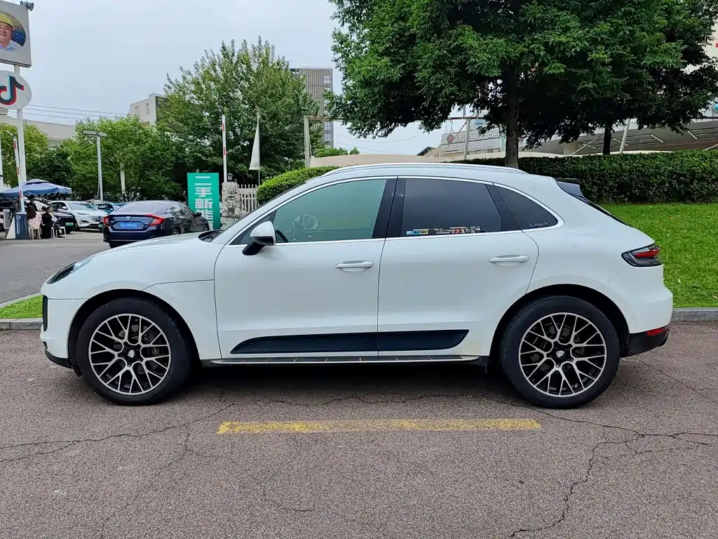 Porsche Macan — фото 3