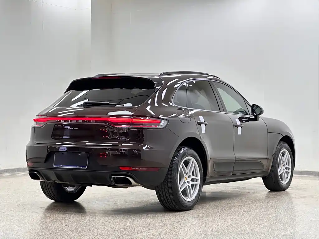 Porsche Macan — фото 6