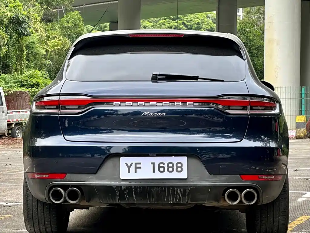 Porsche Macan — фото 17