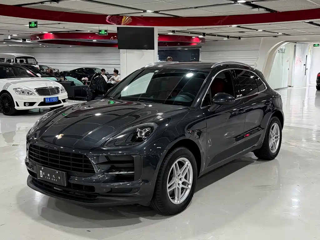 Porsche Macan — фото 5