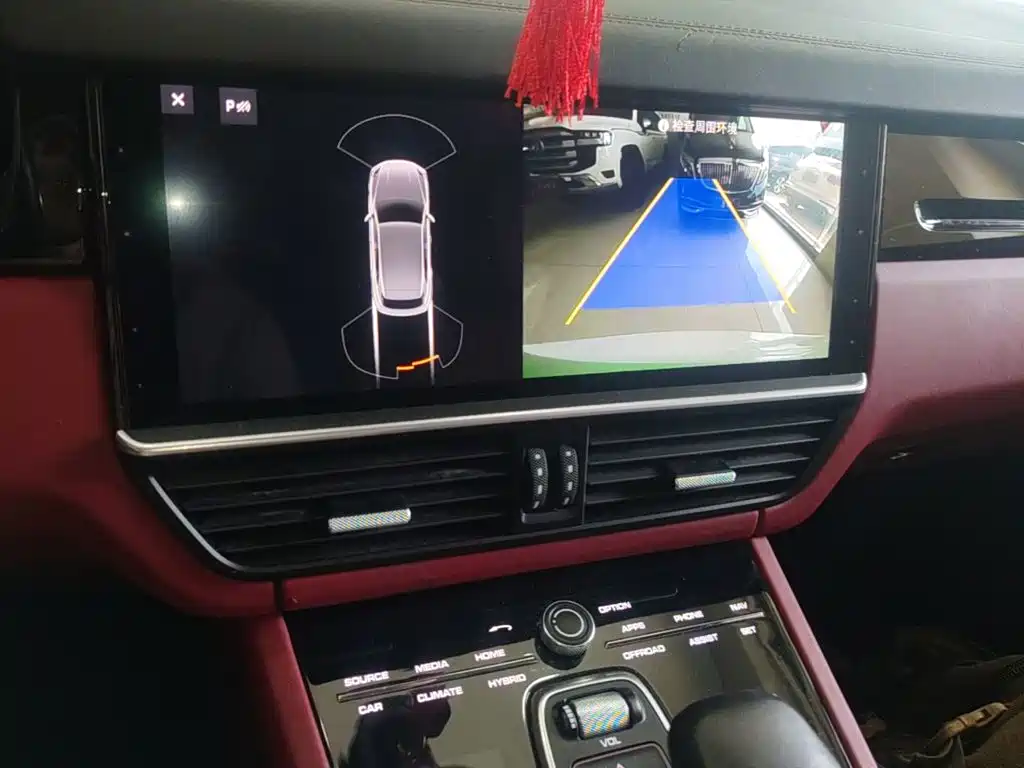 Porsche Cayenne Hybrid — фото 13