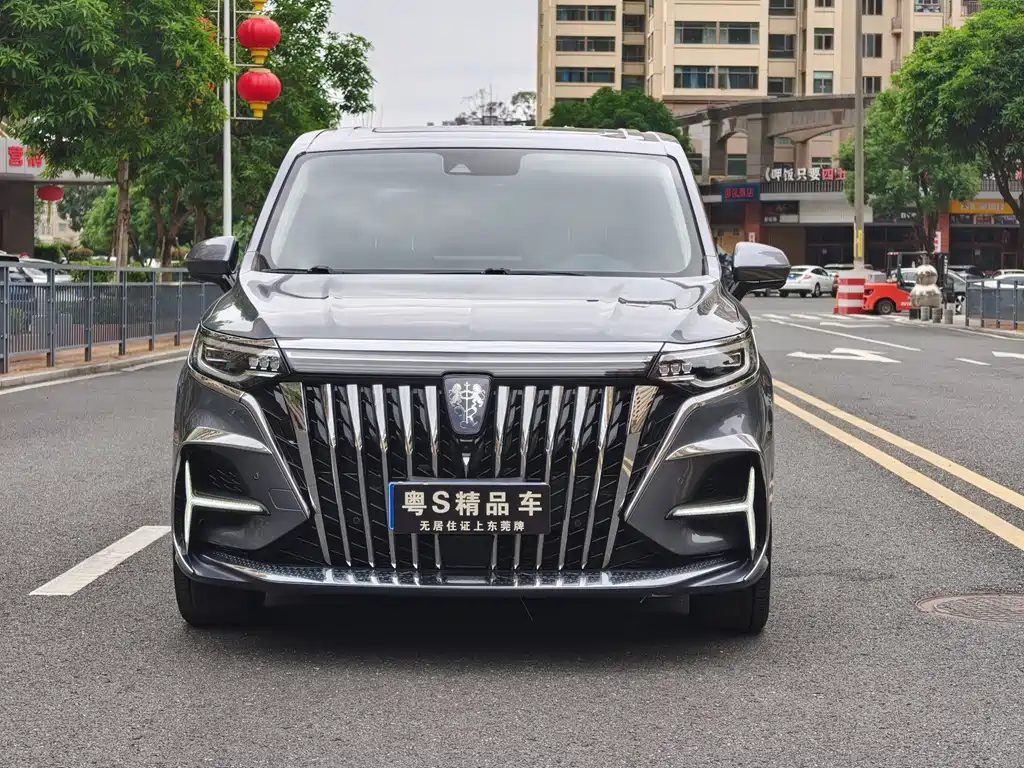 Roewe iMAX8 — фото 2
