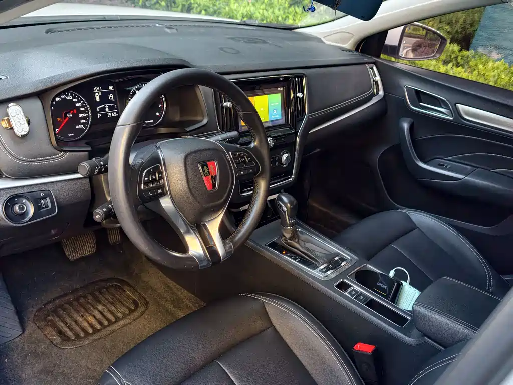 Roewe i6 Classic — фото 11