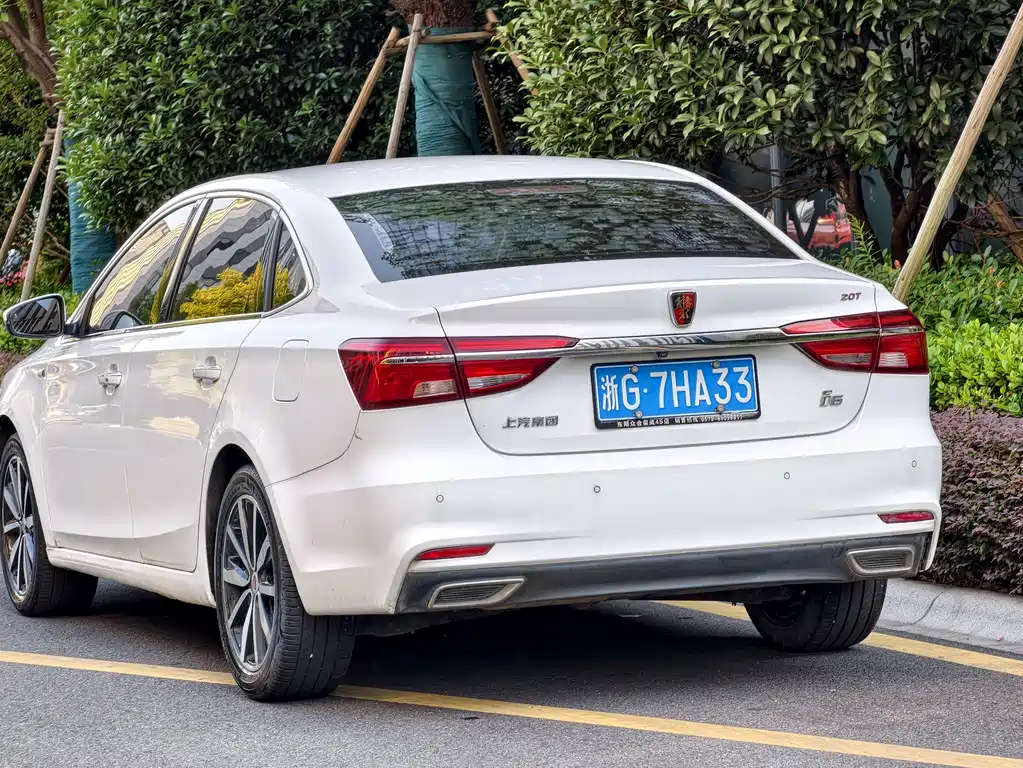 Roewe i6 Classic — фото 3