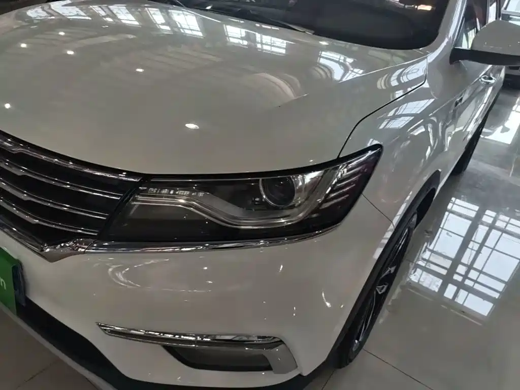 Roewe RX5 — фото 24