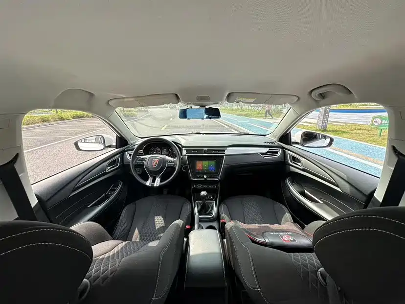 Roewe i5 — фото 14