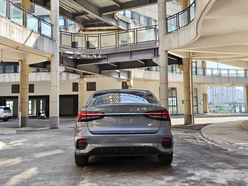Roewe i5 — фото 5