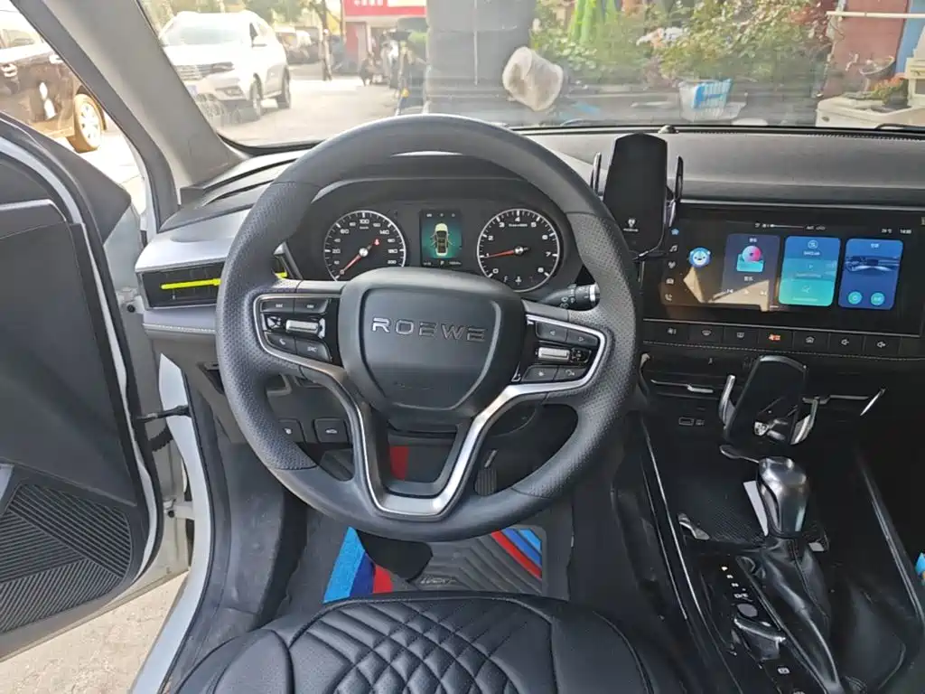 Roewe i5 — фото 11