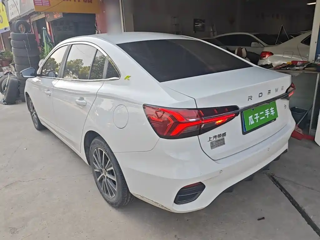 Roewe i5 — фото 5