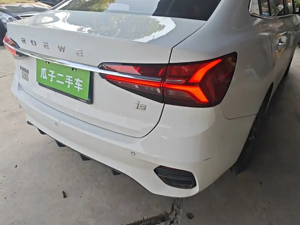 Roewe i5 — фото 8
