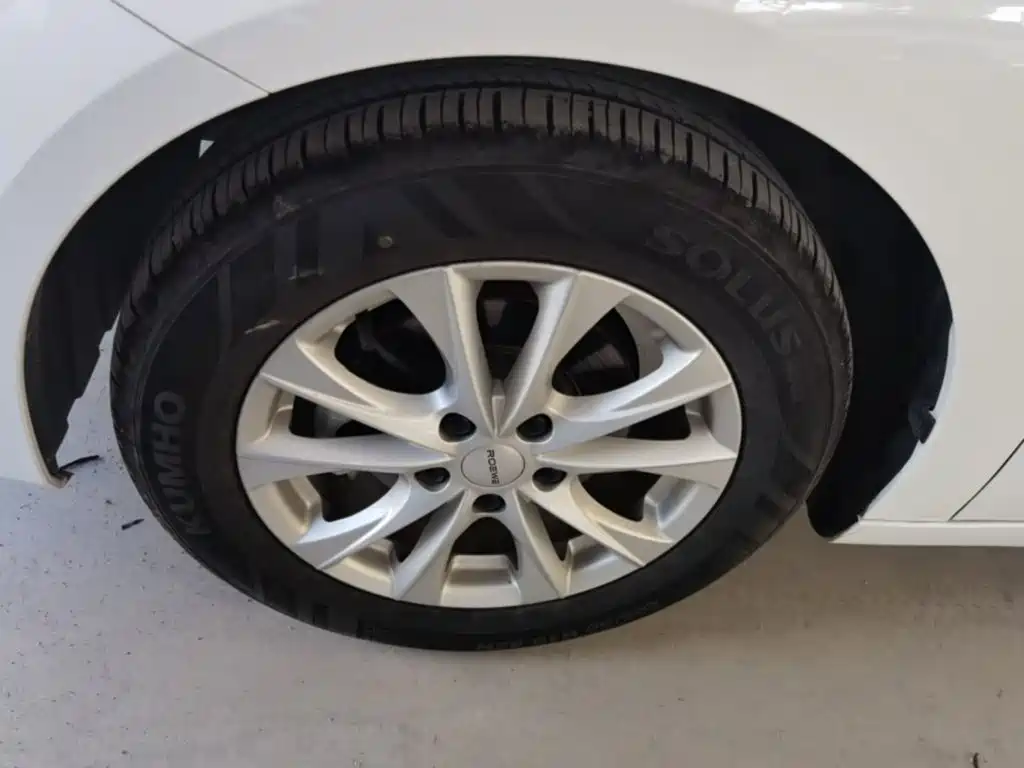 Roewe i5 — фото 23