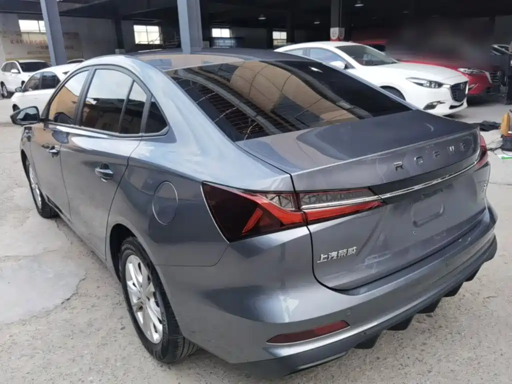 Roewe i5 — фото 5