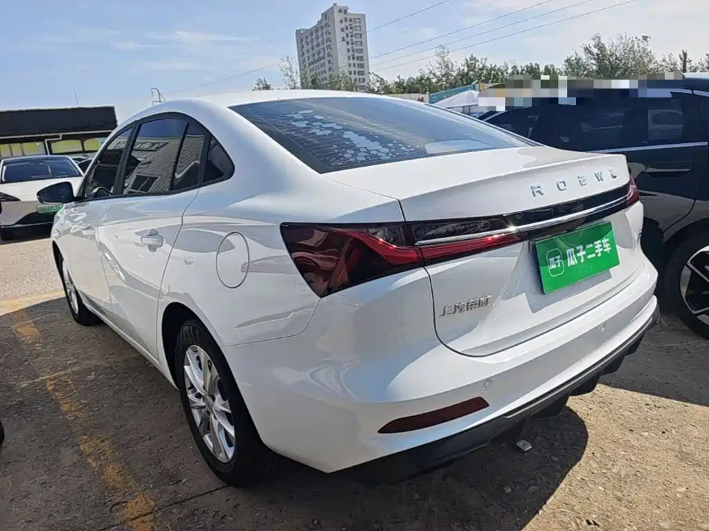Roewe i5 — фото 5