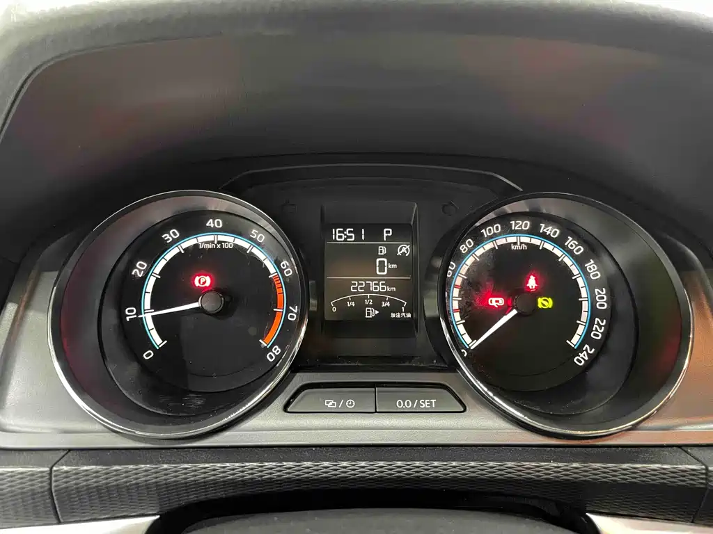 Skoda Kamiq — фото 20