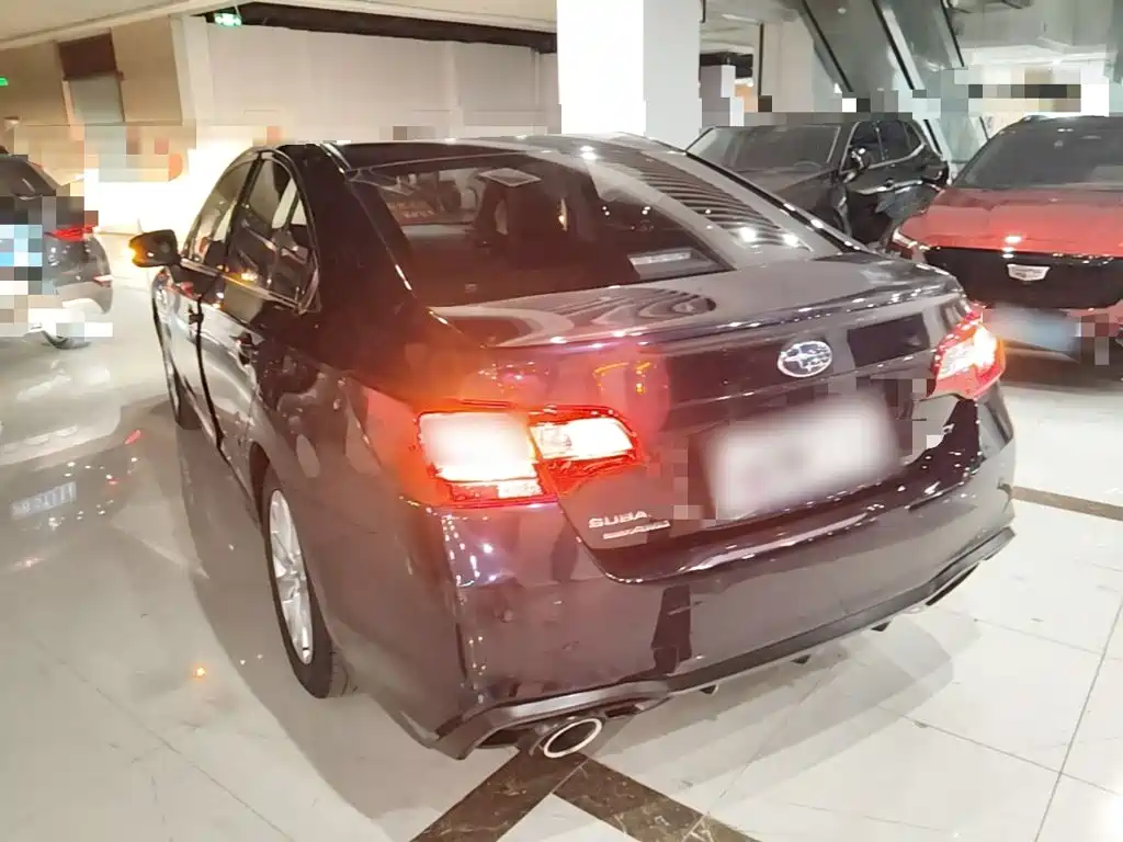 Subaru Legacy — фото 5