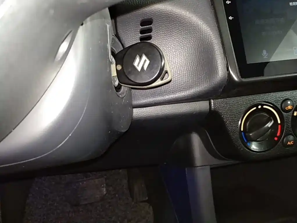 Suzuki Swift — фото 9