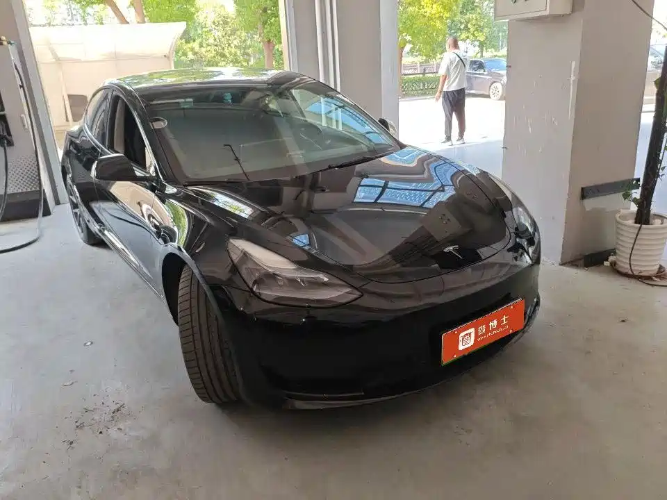 Tesla Model 3 — фото 2