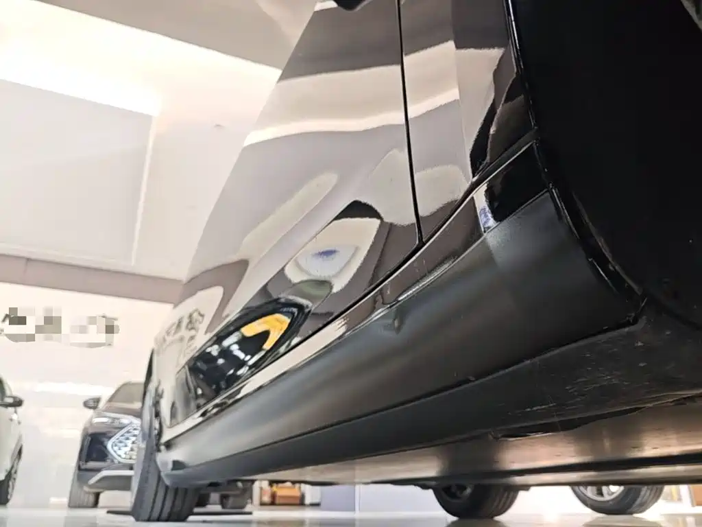 Tesla Model 3 — фото 21
