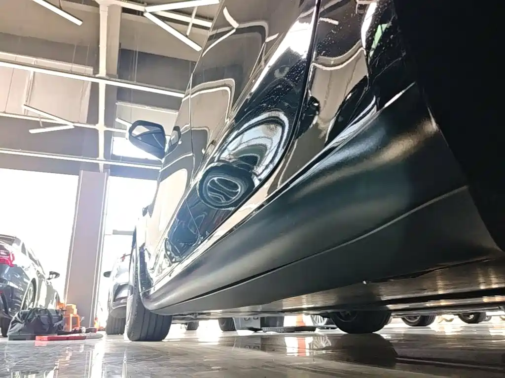 Tesla Model 3 — фото 22