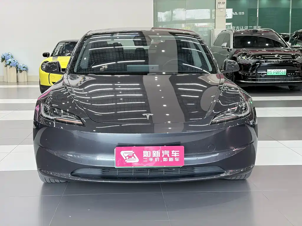 Tesla Model 3 — фото 2