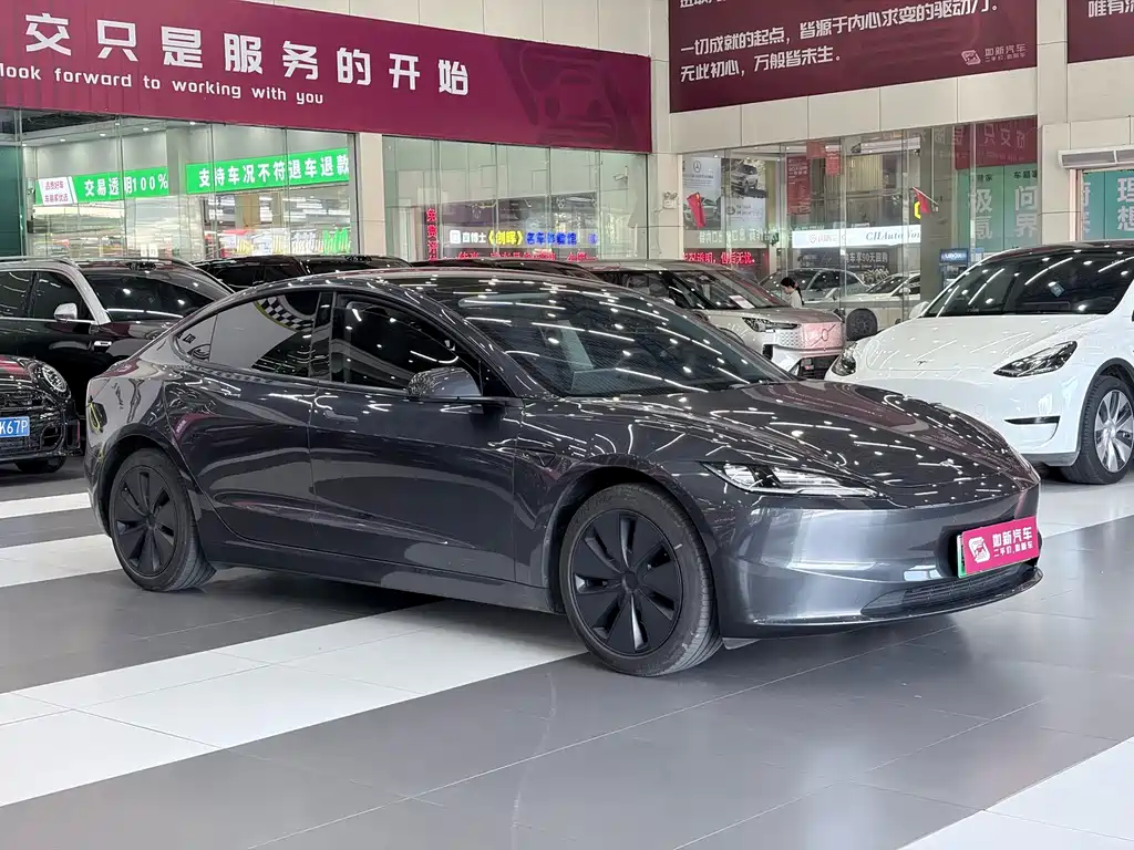 Tesla Model 3 — фото 3
