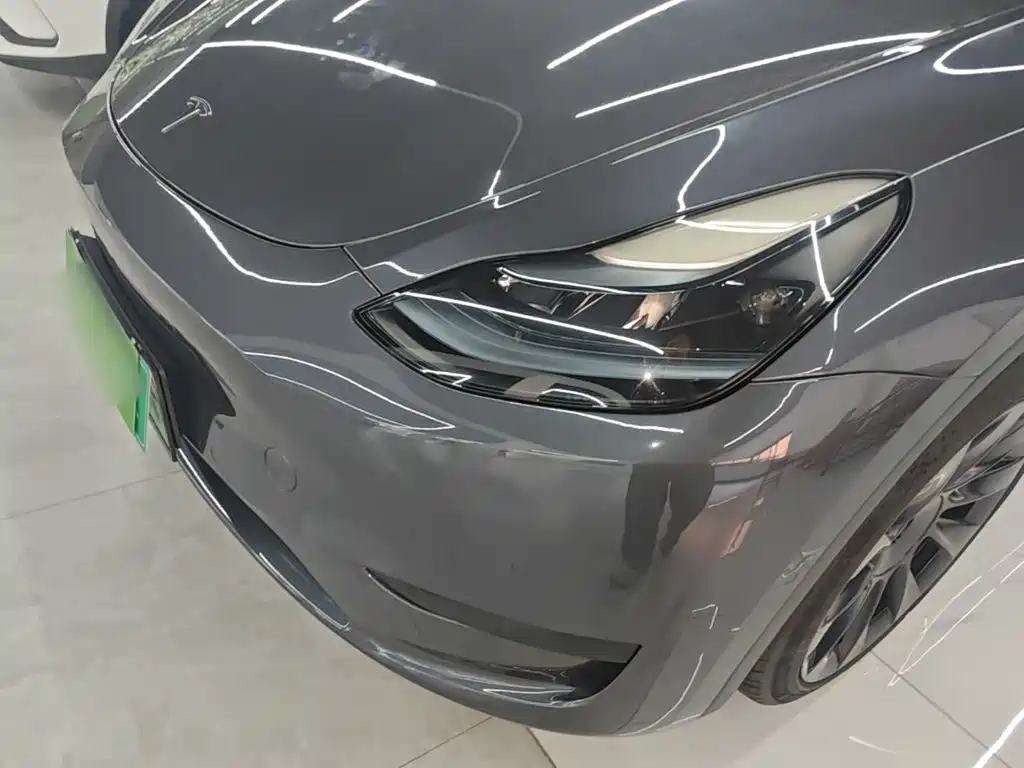 Tesla Model Y — фото 24