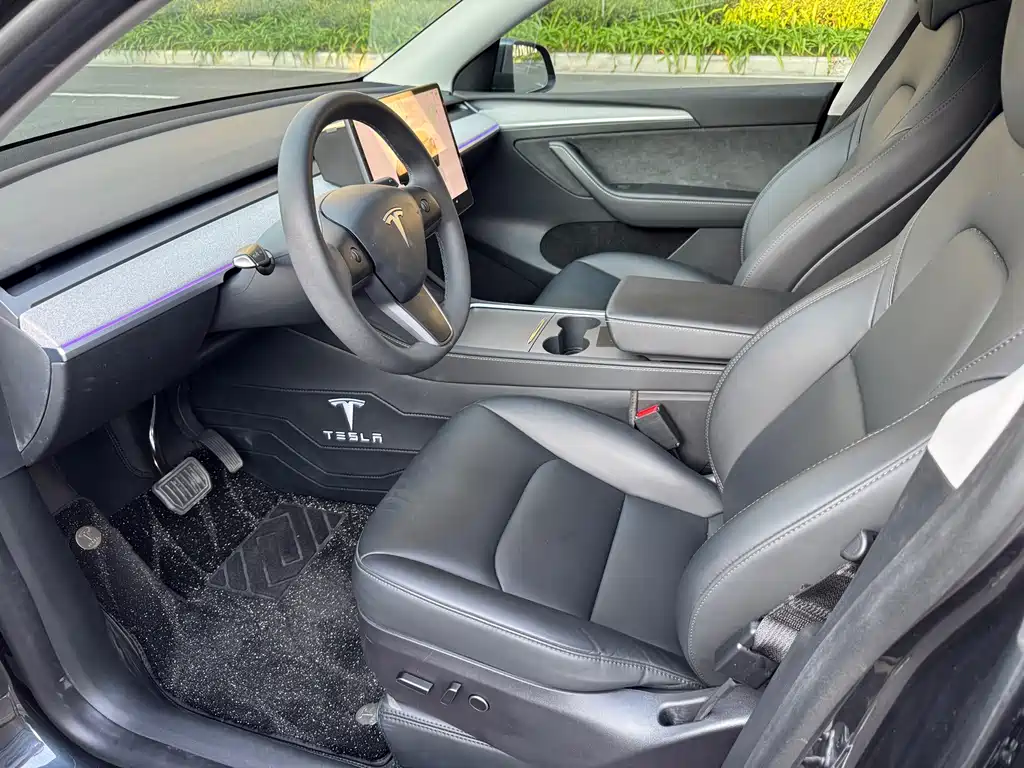 Tesla Model Y — фото 4