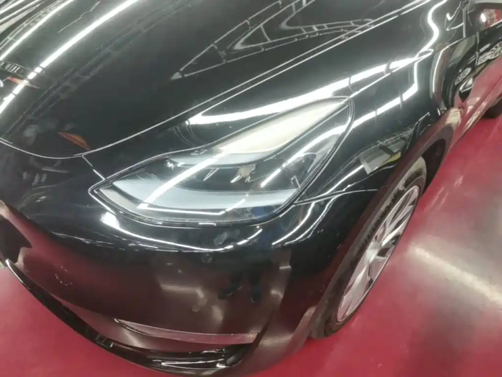 Tesla Model Y — фото 24