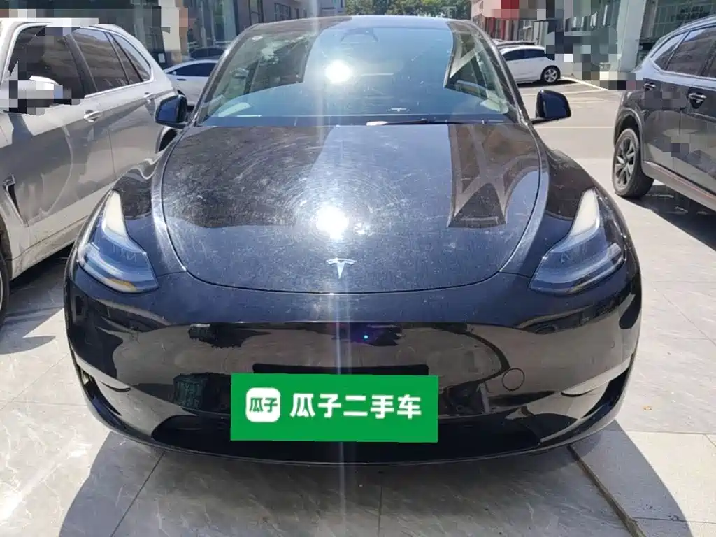 Tesla Model Y — фото 3