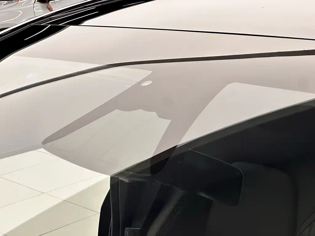Tesla Model Y — фото 20