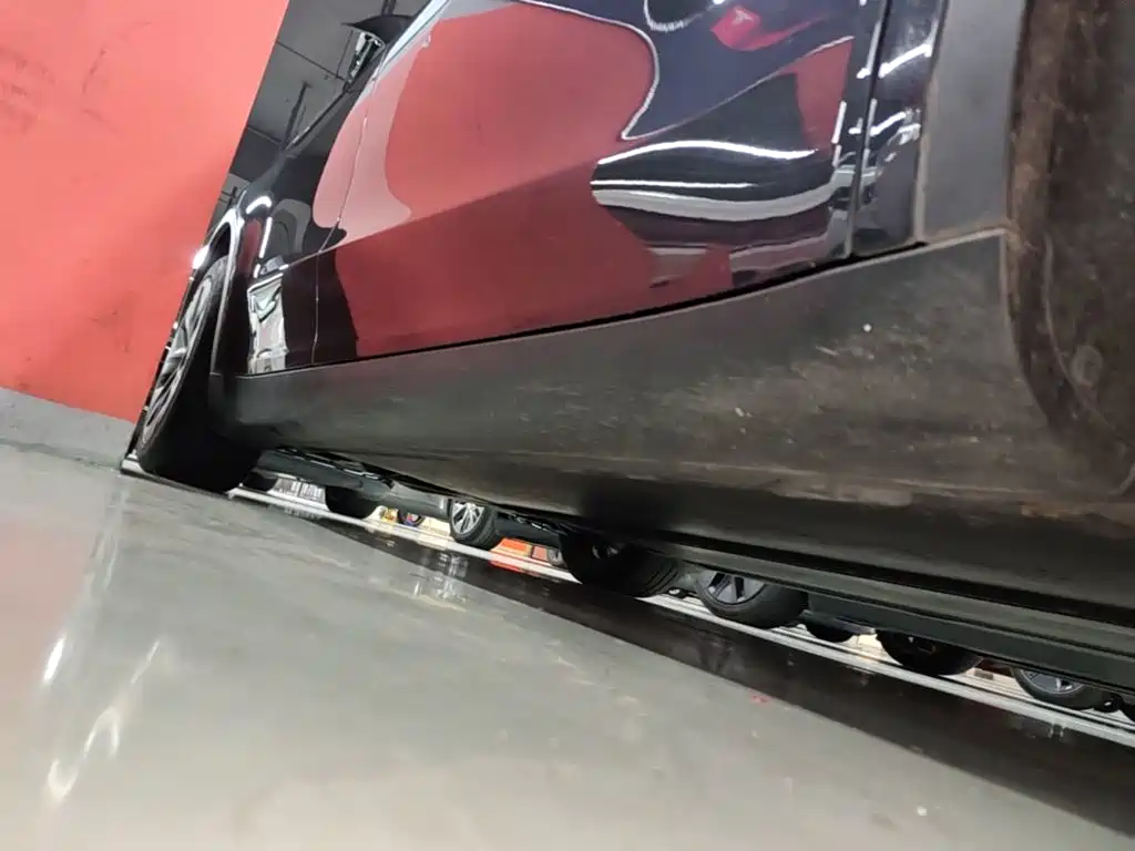 Tesla Model Y — фото 21