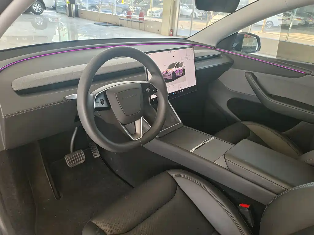 Tesla Model Y — фото 22