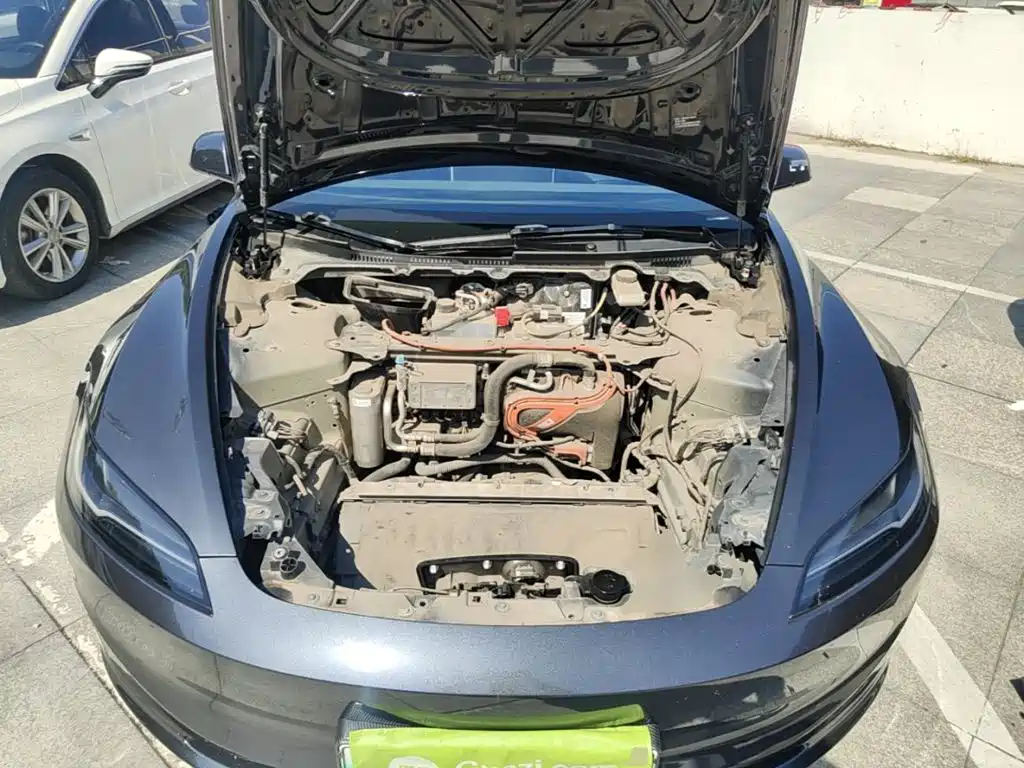 Tesla Model 3 — фото 20