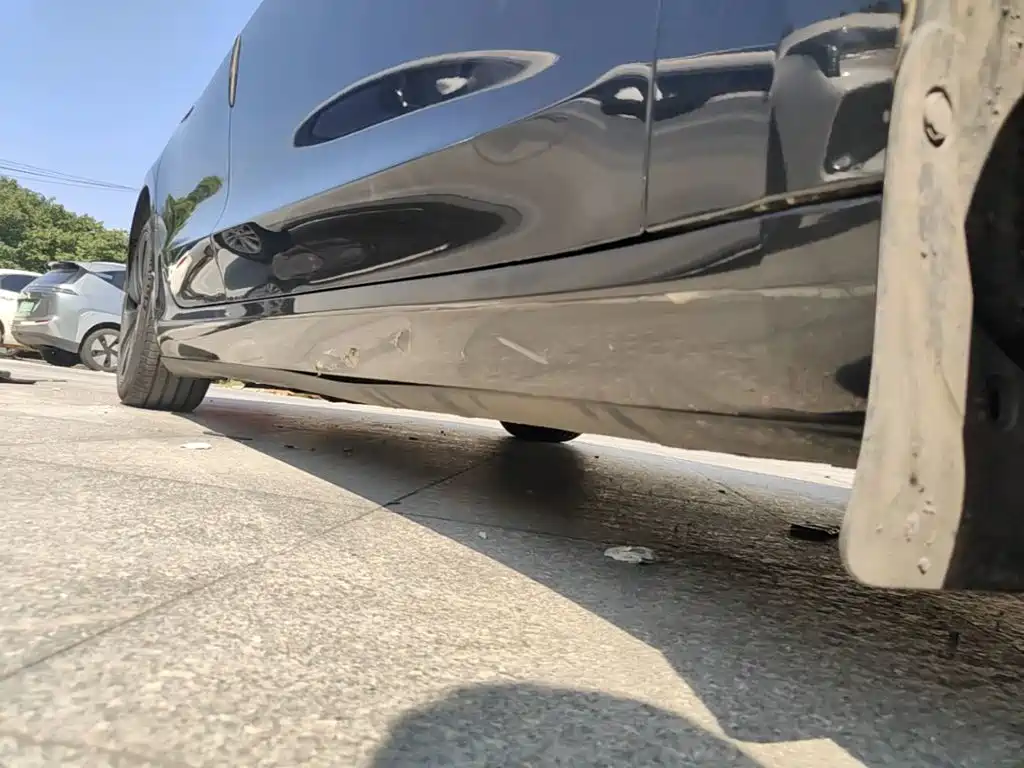 Tesla Model 3 — фото 21