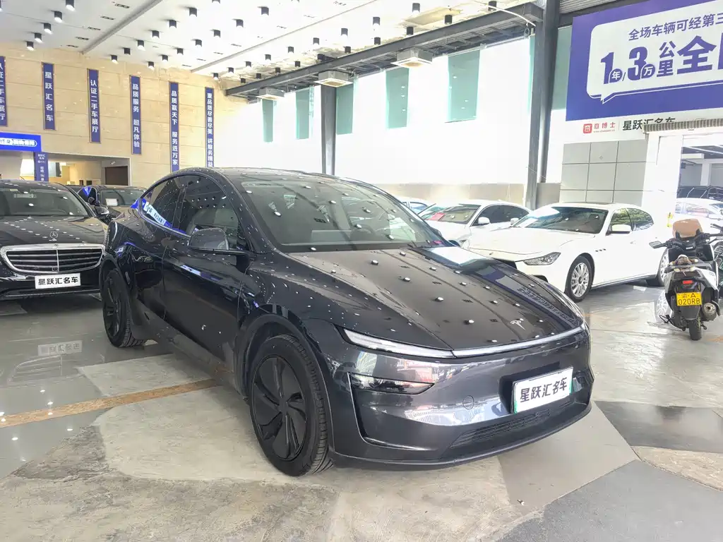 Tesla Model Y — фото 3