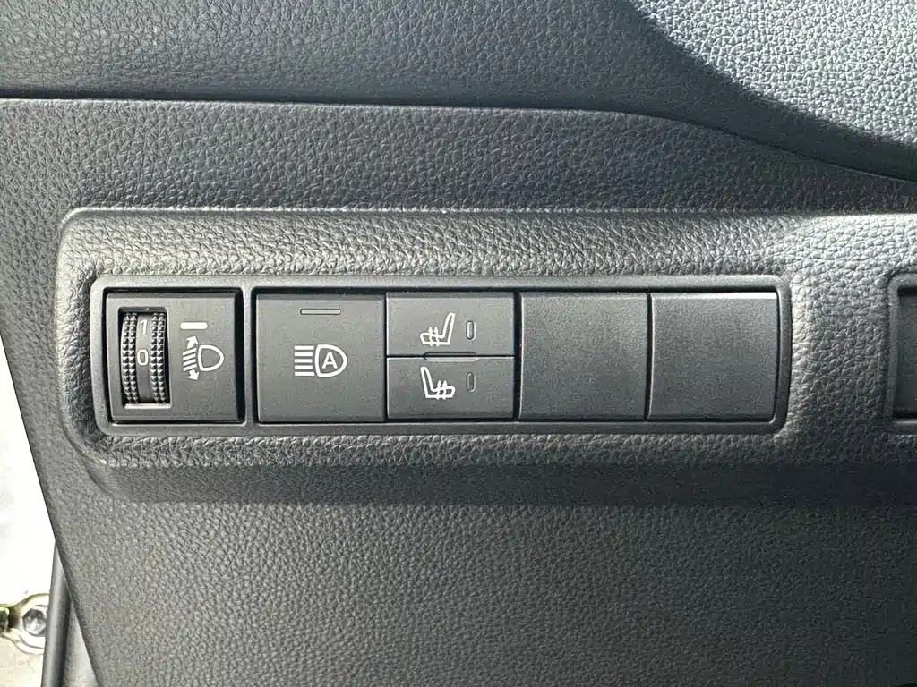 Toyota Levin — фото 10
