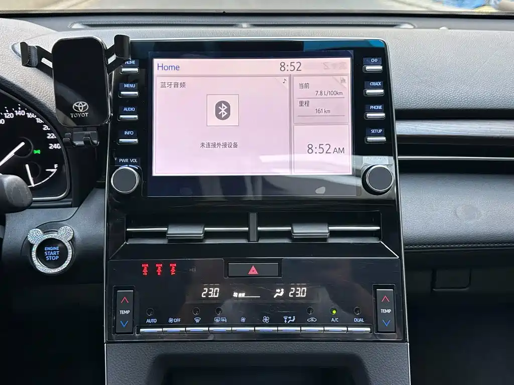 Toyota Avalon — фото 14