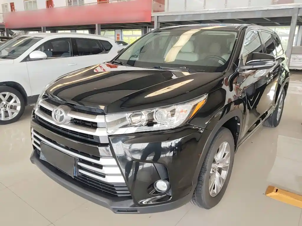 Toyota Highlander — фото 2