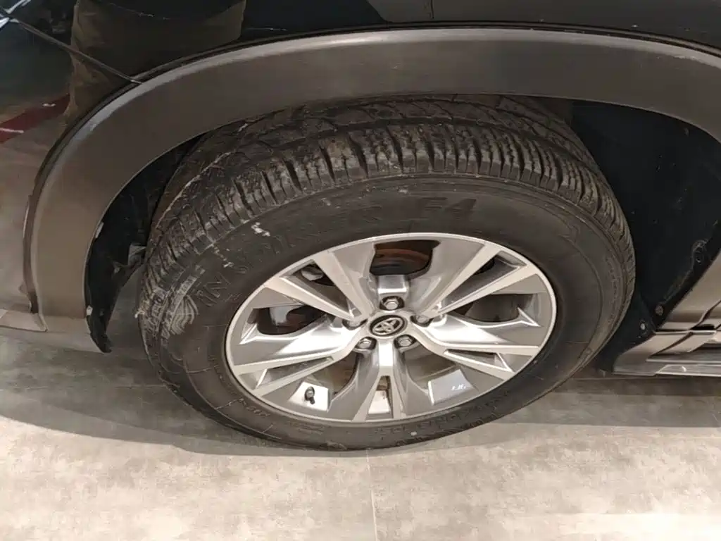 Toyota Highlander — фото 23
