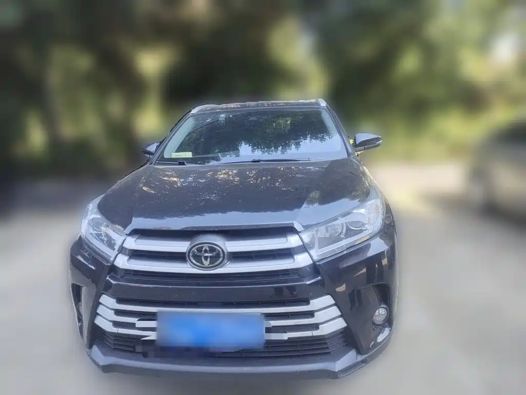 Toyota Highlander — фото 2