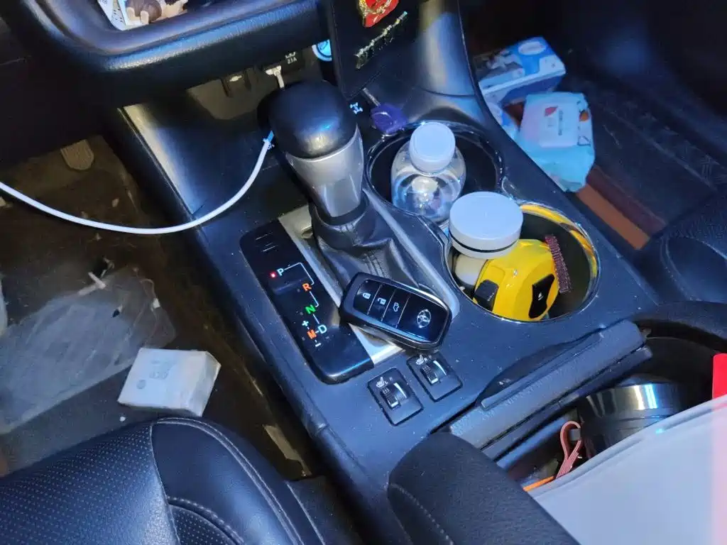 Toyota Highlander — фото 10