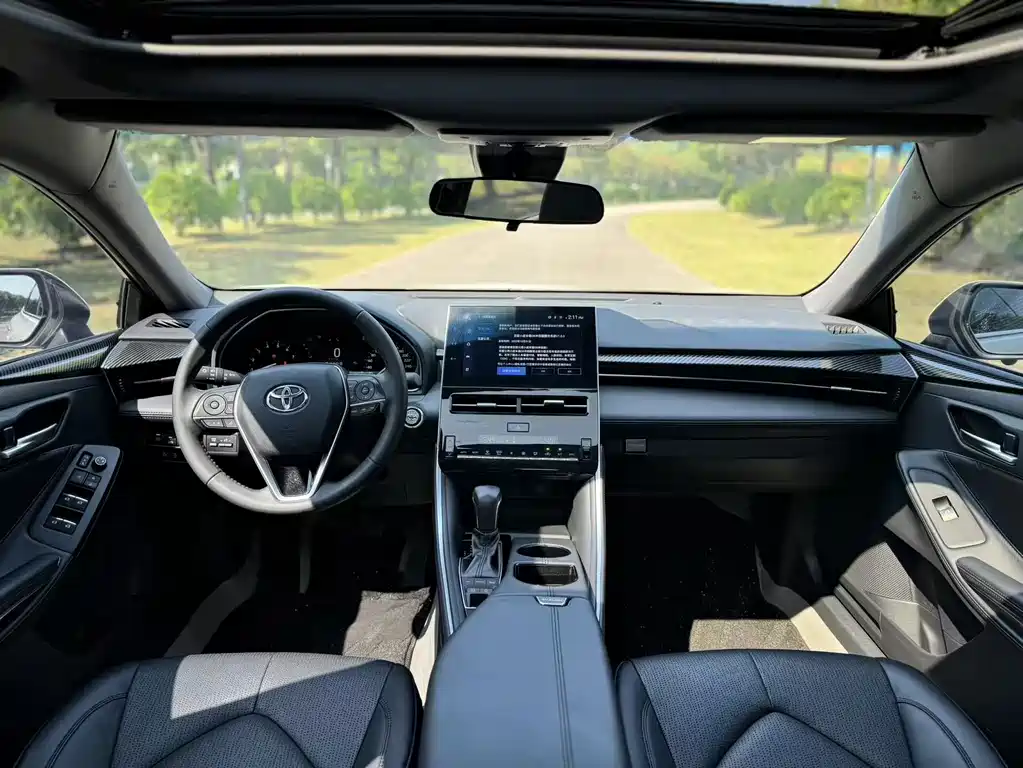 Toyota Avalon — фото 10