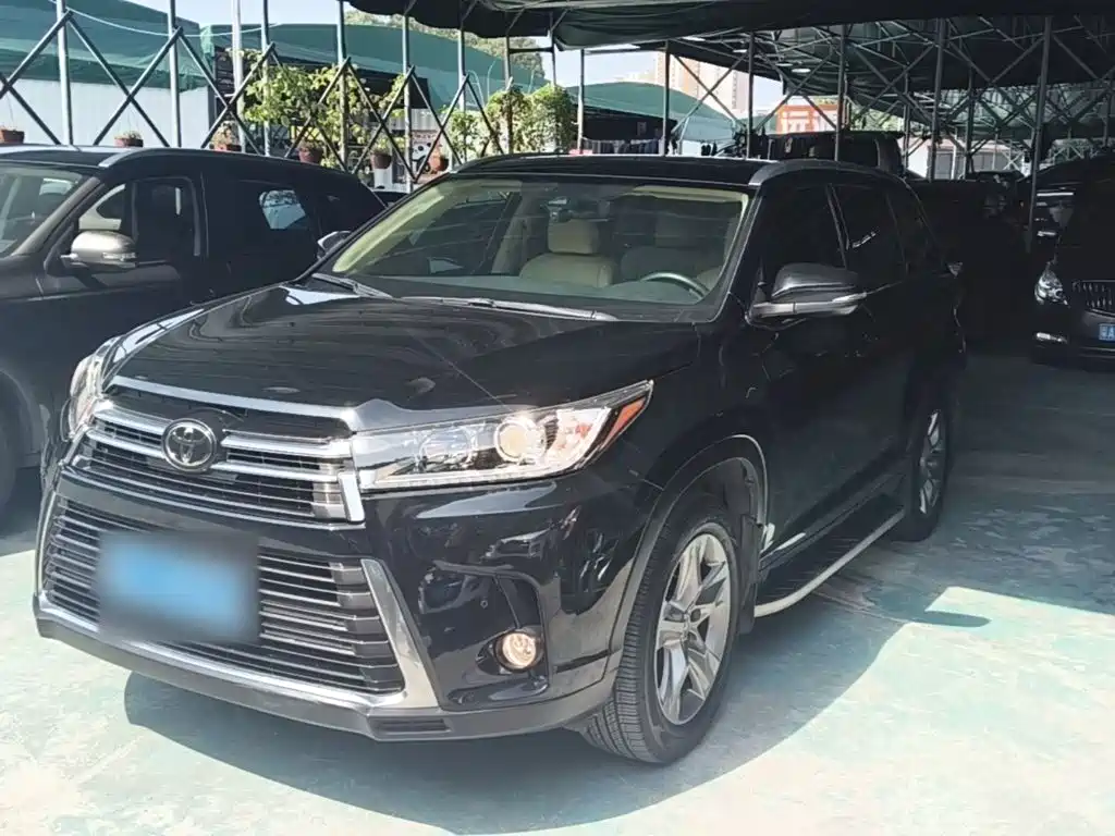 Toyota Highlander — фото 2