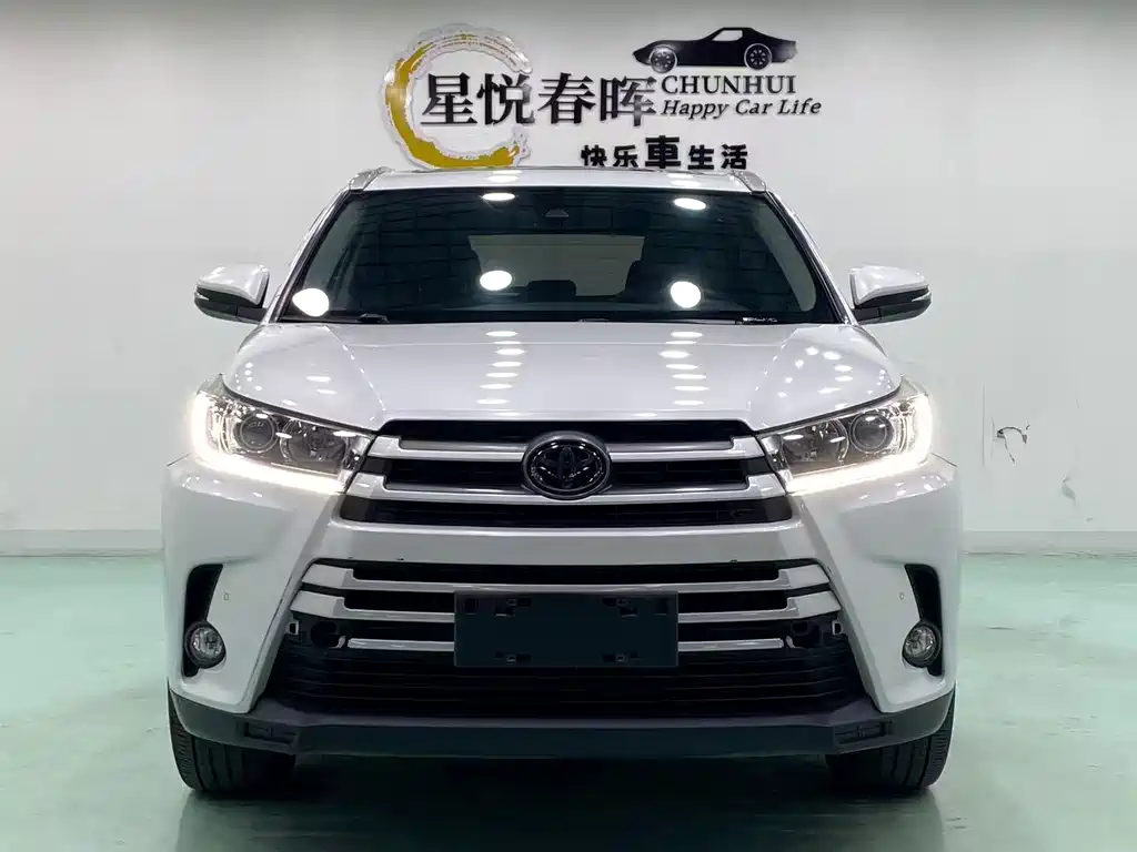 Toyota Highlander — фото 2
