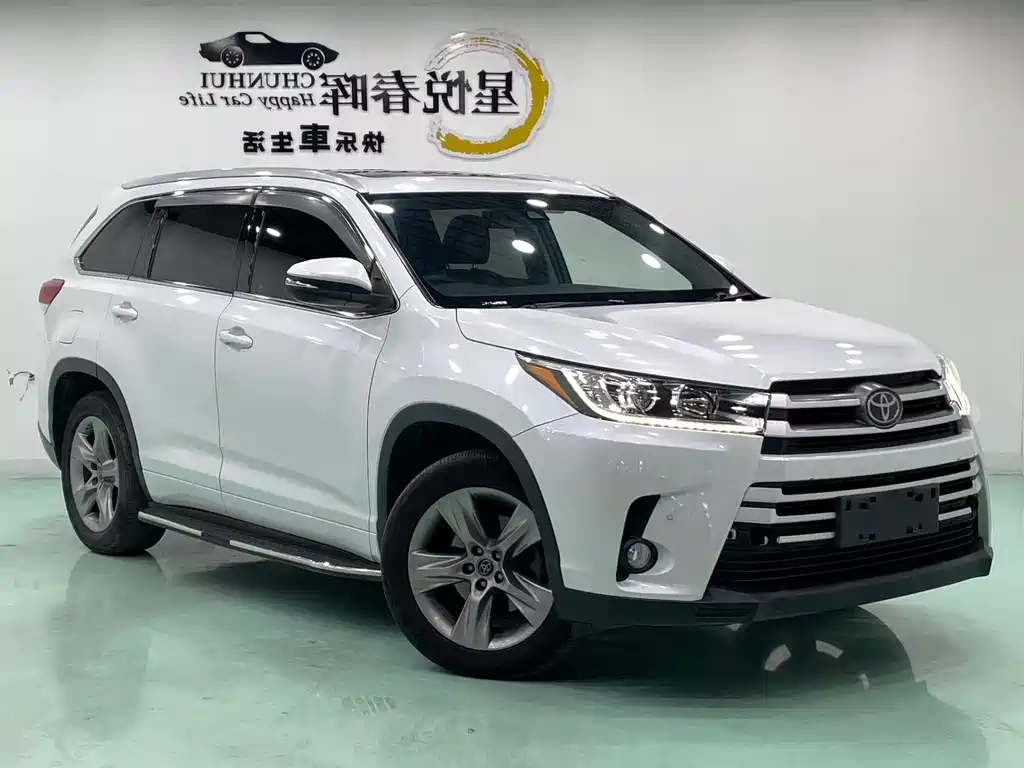 Toyota Highlander — фото 3