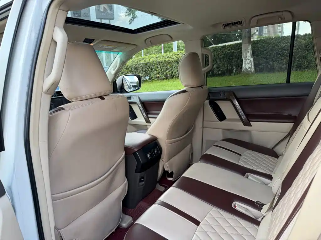 Toyota Prado (Import) — фото 11