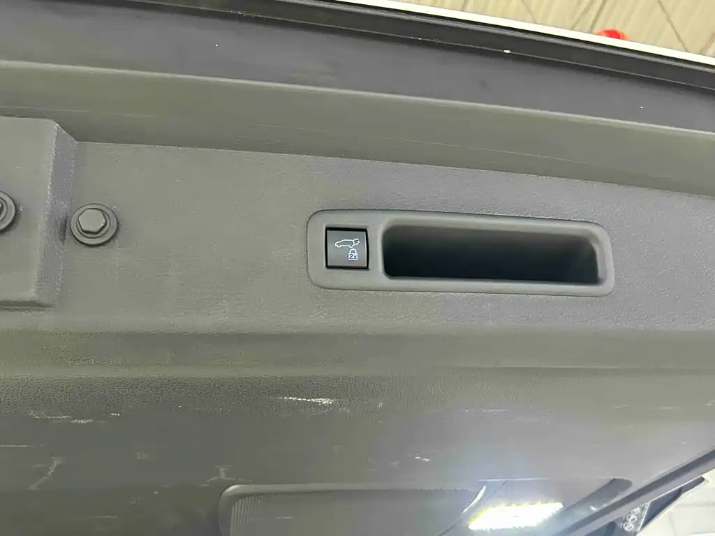 Toyota Sienna — фото 23