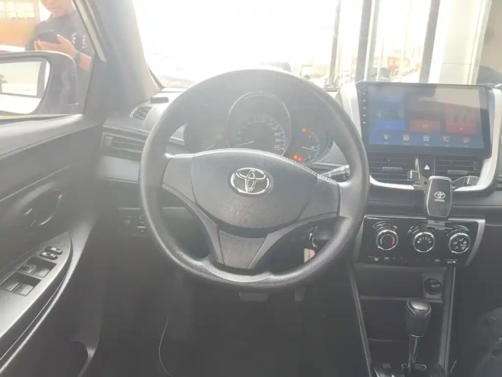 Toyota Vios FS — фото 11