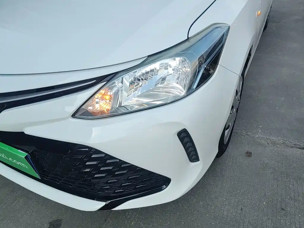 Toyota Vios FS — фото 24